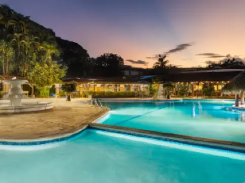 聖何塞卡里亞里希爾頓逸林酒店