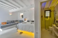 Mykonian Mews Luxury Suites