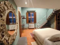 Historic Frescoed Apartment with garden in the center of Arezzo