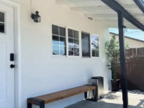 Gated & remodeled 2b/2b house, WiFi in welcoming Baldwin Park Hotels in Baldwin Park