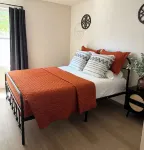 The Hillside Hacienda located in the heart of Yuma. Hospital Nearby.