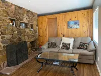 Creekside Cottage - Mountain Lovers Dream
