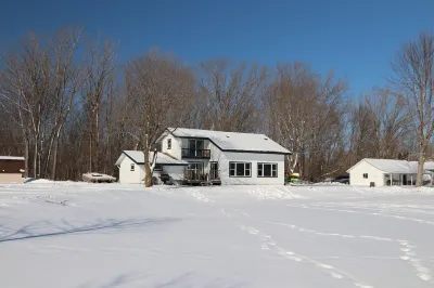 Beautiful Home on The Oconto River