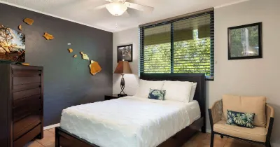 Steps from Magic Sands Pool, Wi-fi & Attractions