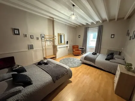 Charmante Maison de 160 m2, à Proximité de Tous les Commerces Отели в г. Шербур-Октевиль