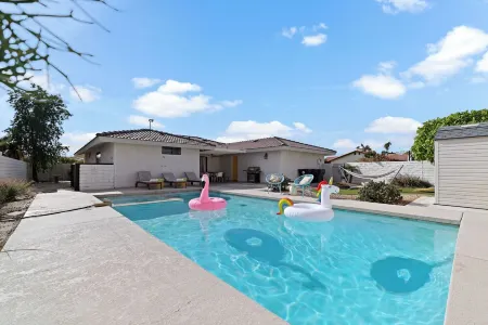 Sunny SoCal Escape: Pool, Spa & Air Hockey Fun