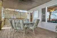 New Rental!!! Sunny Waters Escape on East Lake Private Dock- Sleeps 10