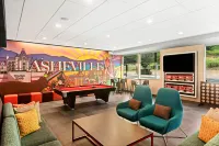 Tru by Hilton Asheville Blue Ridge Parkway Hotels in Swannanoa