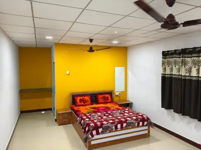 Madhav Farmhouse Hotels near Naliyamandavi