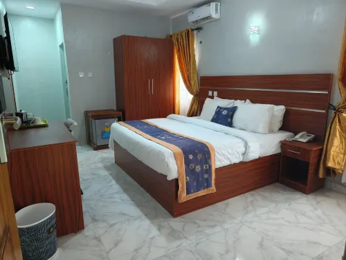 J Blitz International Hotel Hotels in Ijegun