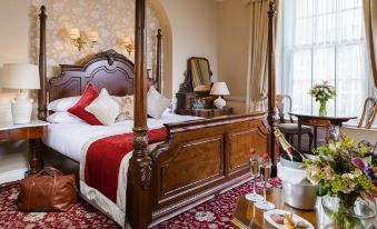 Dingle Benners Hotel