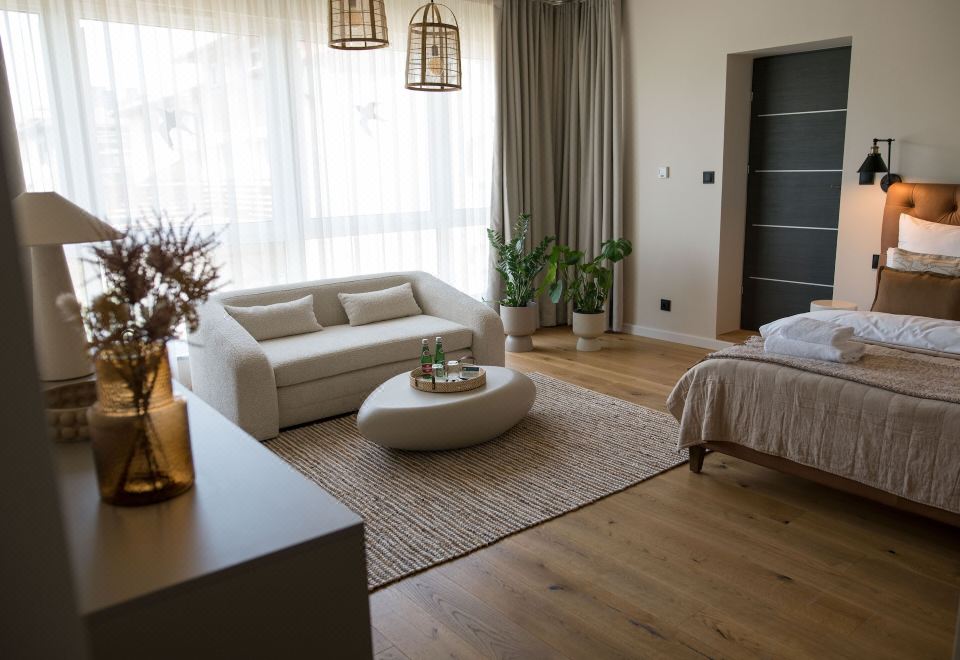Boutique Hotel RABBIT HOLE - Housity