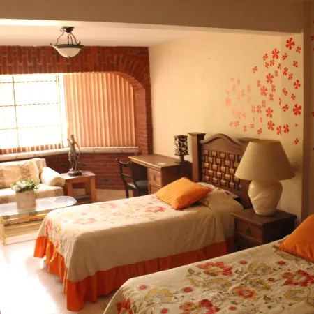 Hostal la Encantada