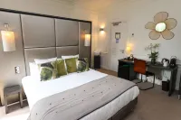 Hôtel Château de Lacan Hotels in Saint-Pardoux-lOrtigier