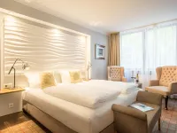The Ascot Hotel, Cologne ケルン中央モスク周辺のホテル