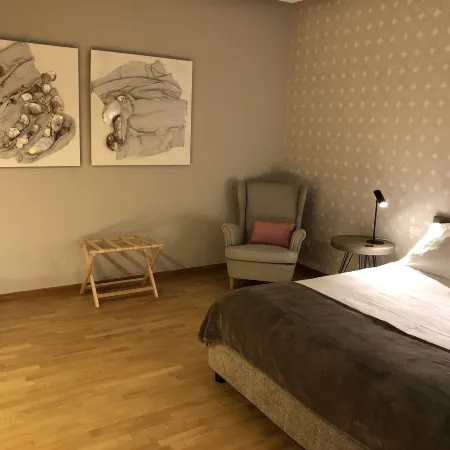 200 Rooms & Terrace