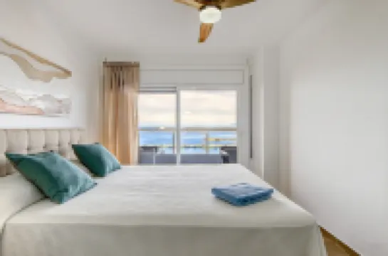 Apartment Near Playa de Roses Beach