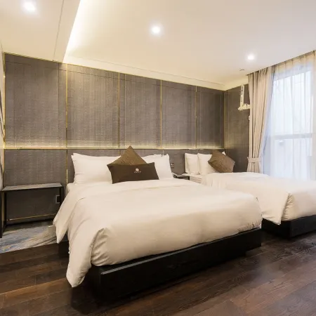 Hotel the May Jongno Отели рядом с достопримечательностью «Галерея is»