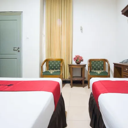 RedDoorz near Pantai Falajawa Kota Ternate