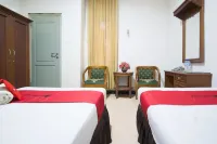 RedDoorz near Pantai Falajawa Kota Ternate