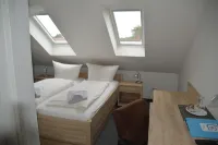 Hotel Zum Großen Krug Hotels in Wirdum