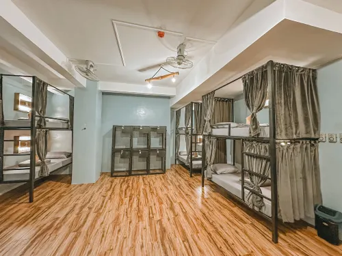 Outpost Hostel - Coron - Adults Only