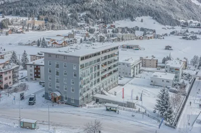 Top Alpine Inn Davos Hotels near Vaillant Arena