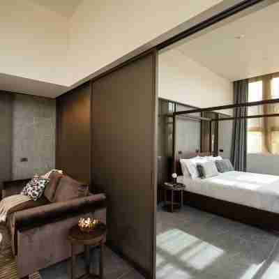 Gold Tower Lifestyle Hotel Rooms