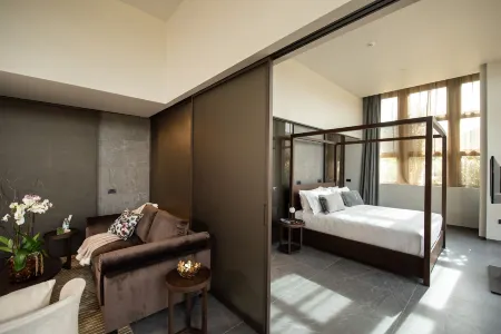Gold Tower Lifestyle Hotel