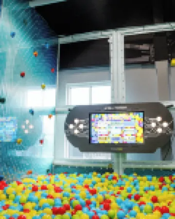 ฟัน อาร์ท บล็อคฮุส