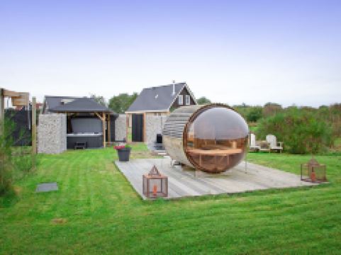 Cozy & Green Texel Escape for Two