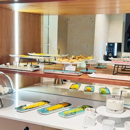 MouraSuites Hotel