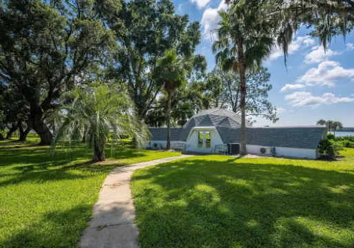 Sumner Lake Tiny House