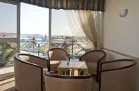 Sea-View Zum Sperrgebiet - bars