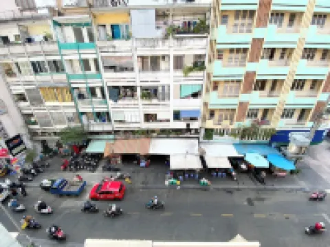 ホーム アウェイ ド クアン ダウ