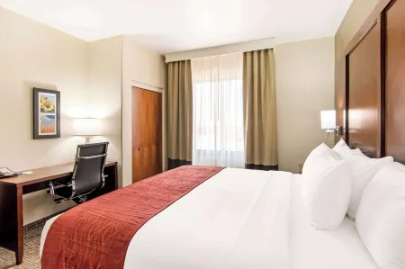 Comfort Inn & Suites Independence