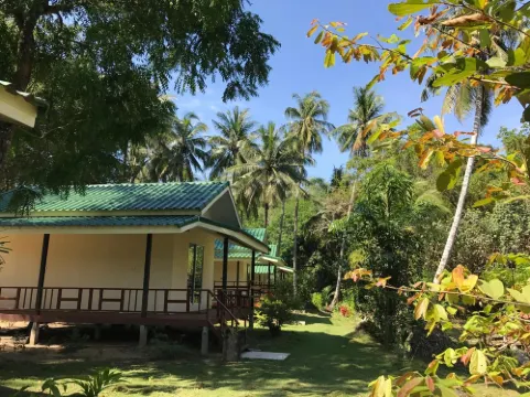 Baan Phuean Koh Kood