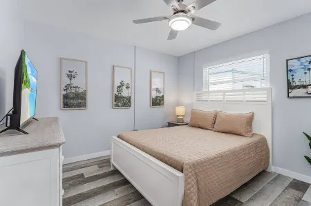 171 Washington ~ Dune Our Thing ~ Unit D ~ Fabulous Pool Home! 2 Bedroom Home by RedAwning