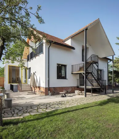 Major's House Hotel Отели в г. Амож