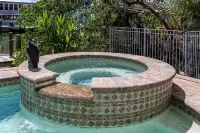 Beautiful Home with Private Pool on the North End of Fort Myers Beach! 4 Bedroom Home by RedAwning