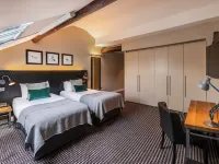 The Resident Liverpool Hotels near Bluecoat