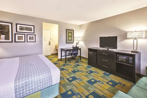La Quinta Inn by Wyndham Toledo Perrysburg Hotels in Perrysburg