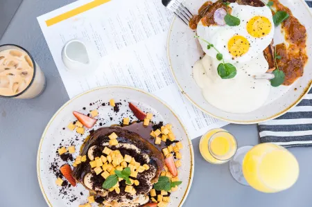 Tower 23 Hotel Отели рядом с достопримечательностью «Мишен Бич»