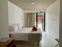 Villa 3 Caparica, Lisbon Gay Beach Hotel
