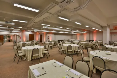 Bourbon Santos Convention Hotel