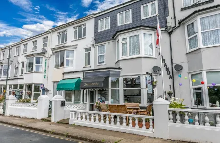 Jacaranda Hotel Отели в г. Пейнтон