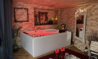 La Suite Inoubliable Avec Jacuzzi