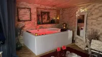 La Suite Inoubliable Avec Jacuzzi - Pensionat