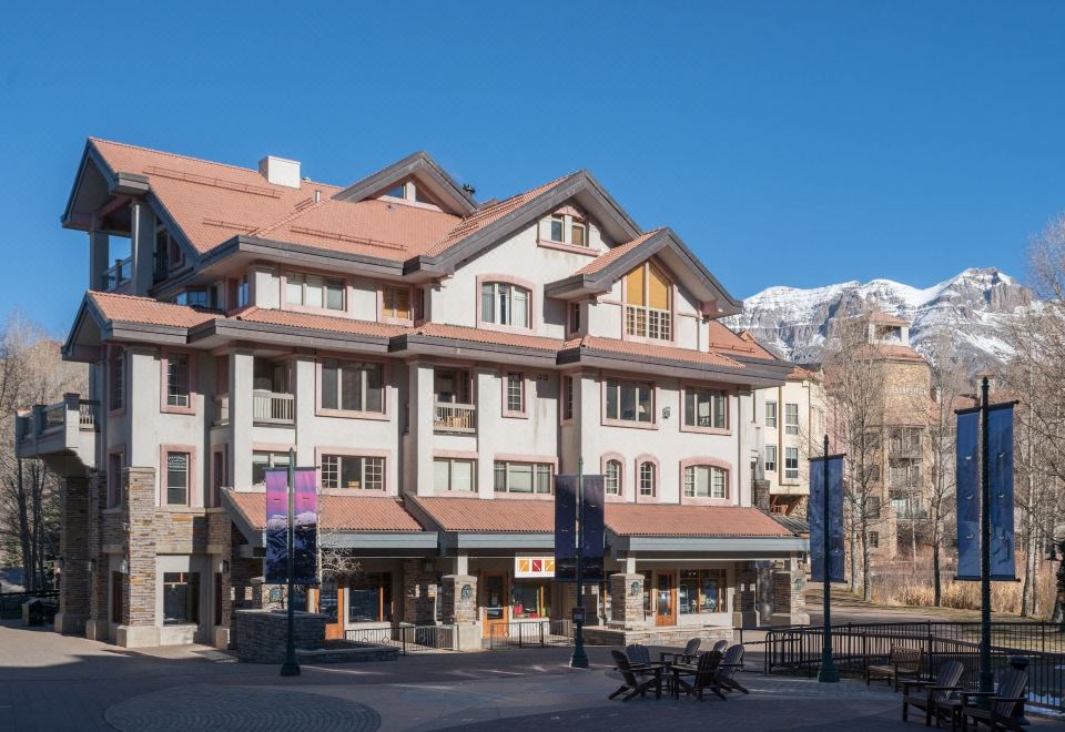 hotel overview picture