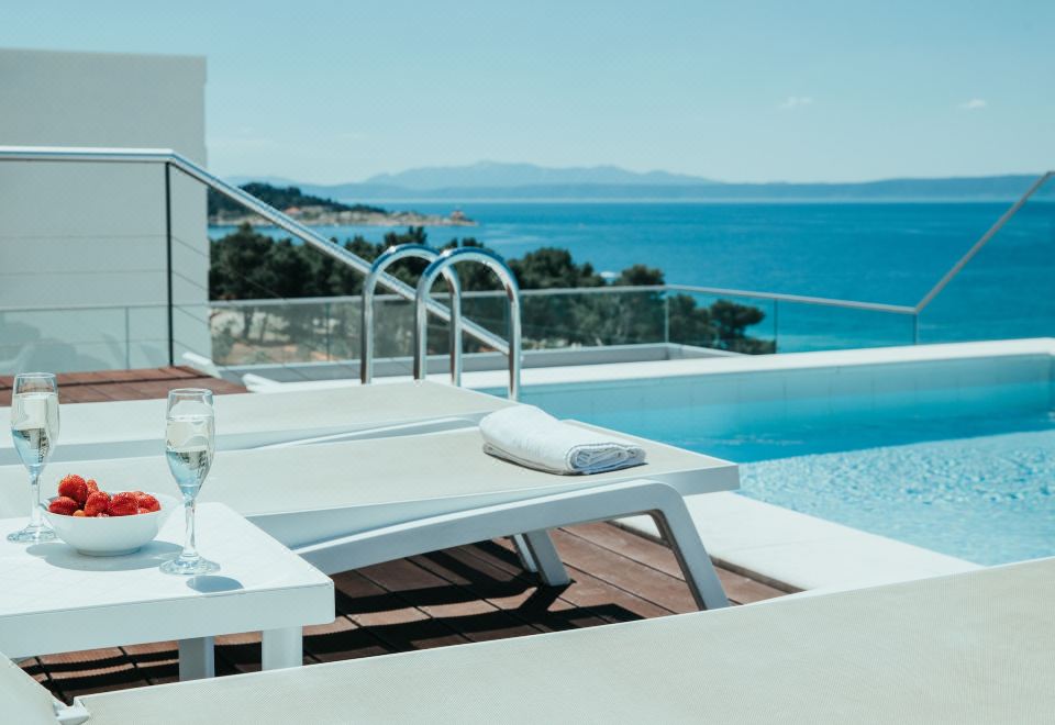 Romana Beach Resort - Housity